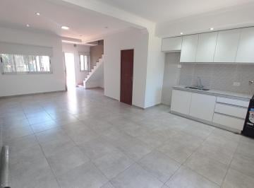 PH · 90m² · 3 Ambientes · 1 Cochera · Duplex en Venta en La Plata, Los Hornos.