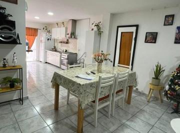 PH · 68m² · 3 Ambientes · 1 Cochera · PH Tipo Dúplex en Venta en La Plata, Los Hornos