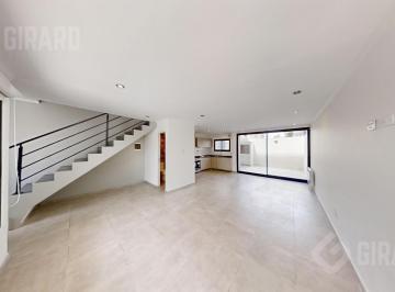 PH · 135m² · 5 Ambientes · 1 Cochera · Triplex a Estrenar en Villa Primera, Oportunidad