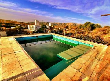 Casa de 4 ambientes, Malagueño · Tierralta - Magnífica - 4 Dorm. - Pileta - 2.400 m²