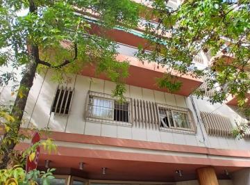 Departamento · 70m² · 3 Ambientes · 1 Cochera · 3 Ambientes C/espacio Guardacoches