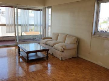 Departamento · 70m² · 3 Ambientes · 1 Cochera · 3 Ambientes C/espacio Guardacoches