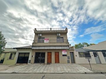 Departamento · 100m² · 4 Ambientes · Departamento en Venta de 3 Dorm. Patio con Parque. Zárate