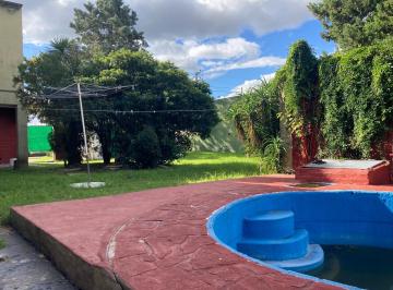 Quinta vacacional · 116m² · 6 Ambientes · 3 Cocheras · Venta Casa Quinta Depto Pileta Jardin Parrilla Ezeiza