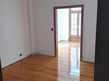Departamento · 58m² · 3 Ambientes · Pasteur Al 700 - 3 Amb C/balcón - Facultad - Alquiler