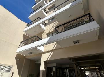Departamento de 1 ambiente, Vicente López · Departamento Monoambiente con Doble Balcón y Cochera - Av Maipú 1336, Florida.
