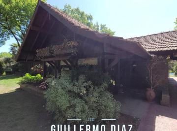 Casa · 300m² · 4 Ambientes · 1 Cochera · Casa en Venta