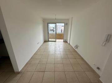Departamento · 45m² · 3 Ambientes · Alquilo Dpto 1 Dorm Moderno con Balcón - Barrio Guemes