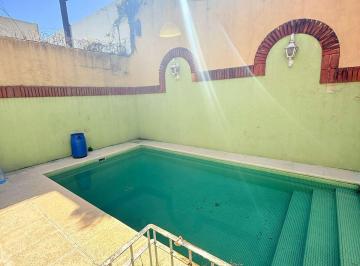 Casa de 4 ambientes, Flores · Casa a La Venta en Flores