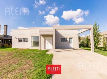 Casa · 149m² · 4 Ambientes · Casa de 3 Dorm. en Venta en La Alameda