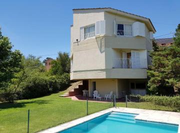 Casa · 160m² · 8 Ambientes · 1 Cochera · Alquiler Temporario Villa Carlos Paz San Antonio de Arredondo