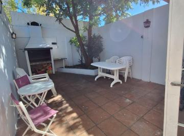 Departamento de 2 ambientes, Villa Devoto · Depto Tipo PH de 2 y 1/2 Ambientes con Patio, Parrilla y Hermoso Árbol