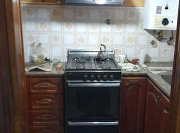 Casa de 2 ambientes, Villa Riachuelo · Casa de 2 Amb. con Quincho, Patio y Terraza. Zona de Chalets. Gral Paz 16100