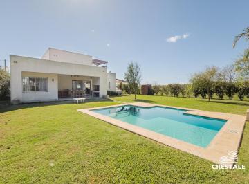 Casa · 131m² · 5 Ambientes · 1 Cochera · Casa en El Molino Roldán
