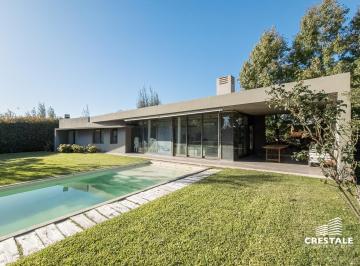 Casa · 101m² · 5 Ambientes · Venta Casa Los Álamos Club de Campo Barrio Cerrado