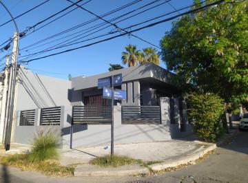 Casa · 200m² · 8 Ambientes · 1 Cochera · Imperdible Oportunidad de Venta - Casa de Dos Dorm., Cochera, Patio y Pileta