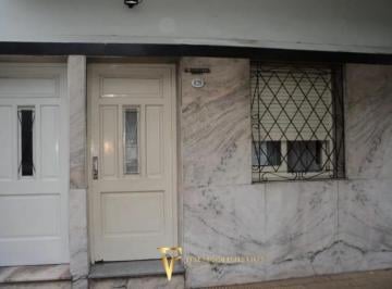 PH · 44m² · 3 Ambientes · PH en Venta 3 Ambientes - Sin Expensas - Cfte - Patio - Terraza - Apto Crédito