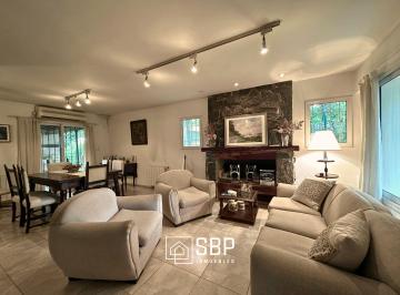 Casa de 6 ambientes, Córdoba · Casa en Venta | Country Estancia La Carolina | Pileta | Seguridad
