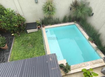 Casa · 260m² · 6 Ambientes · 1 Cochera · Casa Chalet en Venta en Villa Luro, Capital Federal, Buenos Aires