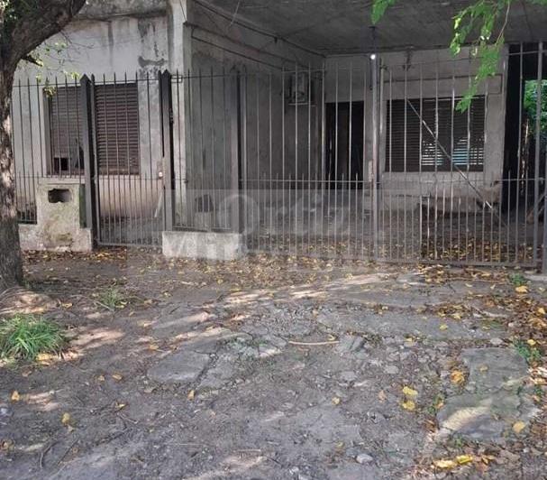 Casa · 180m² · 3 Ambientes · 1 Cochera
