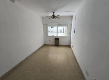 Departamento · 49m² · 4 Ambientes · Departamento en La Plata