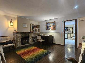 Casa · 185m² · 5 Ambientes · 1 Cochera · Venta - Casa de Cuatro Ambientes con Doble Patio y Departamento - Bs As 2782