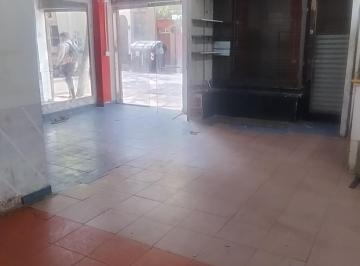 Local comercial , San Cristobal · Local Comercial, 65 Mtrs, Dos Baños, Patio, Via Pública. Sin Gas