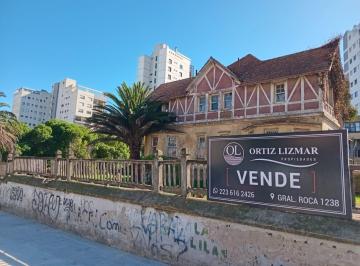 Casa · 646m² · 7 Ambientes · Casa en El Barrio La Perla