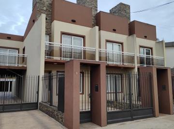 Departamento · 100m² · 4 Ambientes · Departamento en Venta - 3 Dorm. 2 Baños - Cochera - 200 m² - Mar del Plata