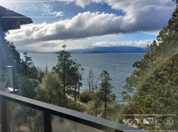 Departamento · 103m² · 4 Ambientes · 1 Cochera · Departamento de 4 Ambientes en Venta con Vista Al Lago, en Barrio Cerrado, Melipal, Bariloche
