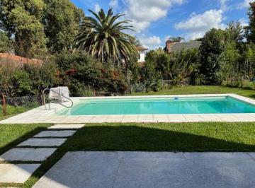 Casa de 6 ambientes, Berazategui · Cc El Carmen - Alquiler con Muebles