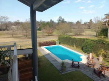 Casa de 8 ambientes, Berazategui · Abril Club de Campo Alquiler Anual con Muebles