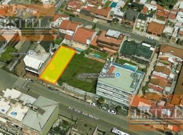 Terreno · 361m² · Lote 360 m² C/ 12 m de Frente S/Av - Ramos Mejia