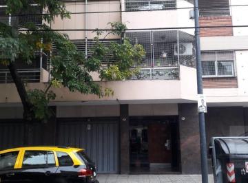 Departamento · 60m² · 3 Ambientes · Departamento 3 Ambientes Al Contrafrente en Balvanera