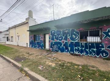 Terreno · 156m² · Lote en Venta (Con Edificación). Castelar Norte.