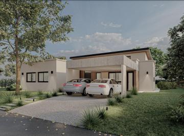 Casa · 204m² · 6 Ambientes · 2 Cocheras · Casa en El Resuello
