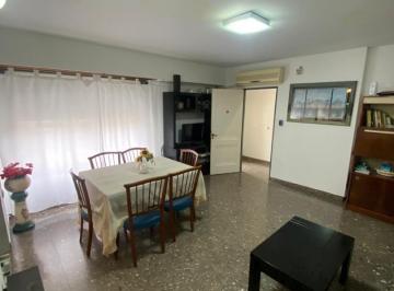 Casa · 400m² · 4 Ambientes · Casa 2 Plantas S/Av Lote de 10x30. Fos 60 - Fot 2.2