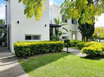 AMN-AMN-3521_2 · Casa en Venta en Santa Maria de Los Olivos