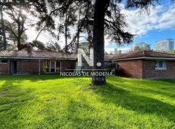 Foto1 · En Venta Chalet de 4 Dorm. con Parrillero en Mansa, Punta del Este.
