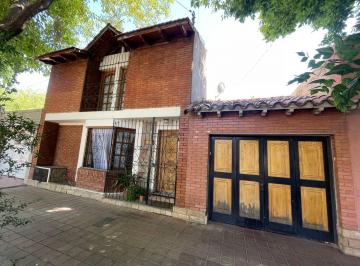 Casa · 185m² · 4 Ambientes · 1 Cochera · Venta Duplex + Departamento Interno Sexta Seccion