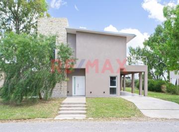 Casa · 240m² · 5 Ambientes · Casa 5 Ambientes en Venta Horizontes Al Sur