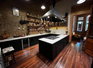 Casa · 460m² · 6 Ambientes · Casa 6 Amb y Salón de Eventos en Venta - Barracas