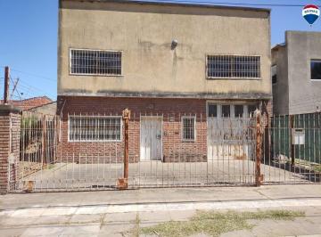 Bodega-Galpón · 236m² · Don Torcuato - Venta Galpón con Depósito