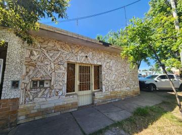 Casa · 80m² · 3 Ambientes · Venta Casa 3amb en Padua - Merlo con Local y Galpon