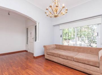 Casa · 200m² · 4 Ambientes · 1 Cochera · Casa 4 Ambientes Temperley Jardin y Pileta