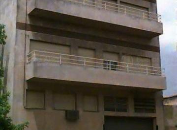 Bodega-Galpón · 1740m² · Venta Galpón de 1740 m² Parque Avellaneda