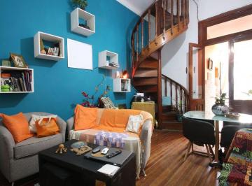 PH · 84m² · 3 Ambientes · PH en Venta Parque Patricios Patio y Terraza 3 Amb