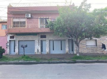 PH · 122m² · 6 Ambientes · 1 Cochera · Venta PH 6 Ambientes Lanús Oeste
