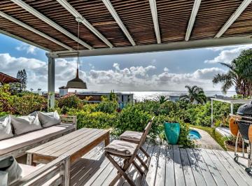 Casa · 332m² · 6 Ambientes · 2 Cocheras · Casa de 4 Dorm. en Venta en Punta Ballena