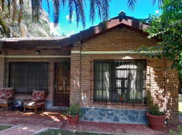 Casa · 180m² · 3 Ambientes · 2 Cocheras · Casa en Venta - 2 Dorm. 2 Baños - Cochera - 2.000 m² - Guernica